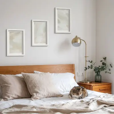 Set van ingelijste schilderijen met abstracte afbeeldingen in een delicate boho-stijl op canvas