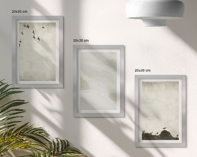 Set van ingelijste schilderijen Vogels, rotsen en penseelstreken als minimalistische decoratie.