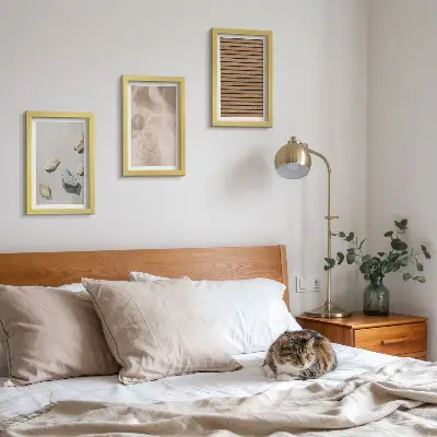Gallery wall met stenen, hout en stoffen texturen