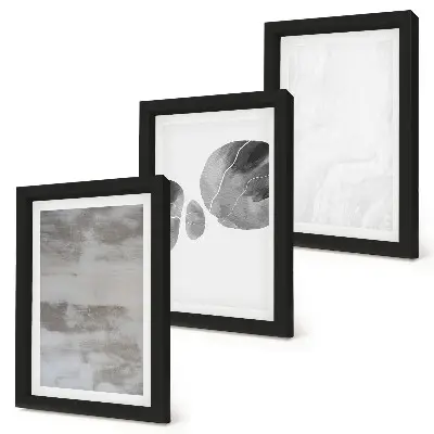 Set van ingelijste schilderijen met abstracte vormen en structuren in moderne stijl
