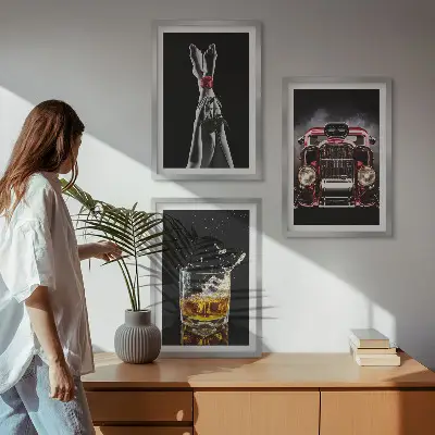 Wanddecoratie set schilderijen vrouwenbenen met auto en whisky