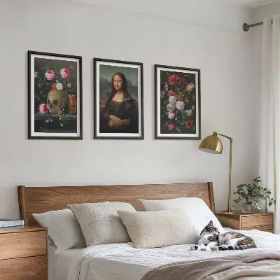 Fotowand met bloemen, schedel en een portret van de Mona Lisa