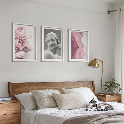 Wanddecoratie set schilderijen Abstracte sculptuur van een vrouw met pioenrozen