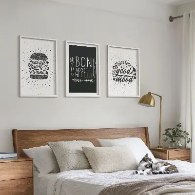 Wanddecoratieset met schilderijen met grafische afbeeldingen en culinaire slogans over voedsel