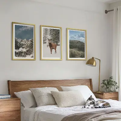 Wanddecoratieset schilderijen met bergen, sneeuwherten en een boslandschap