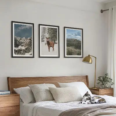 Wanddecoratieset schilderijen met bergen, sneeuwherten en een boslandschap