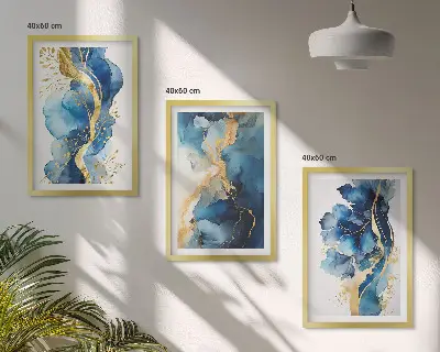 Set wanddecoratie met schilderijen met blauwe abstracte patronen