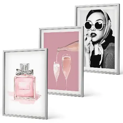Fotowand met stijlvolle roze accessoires