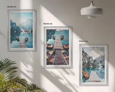 Fotowand met steigers aan het meer, boten en een vredige sfeer