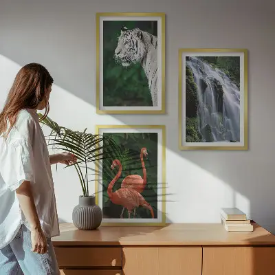 Fotowand met tijger, waterval en flamingo's in de natuur