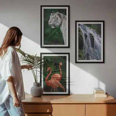 Fotowand met tijger, waterval en flamingo's in de natuur