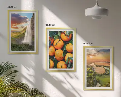 Fotowand met afbeelding van oranje bergwaterval