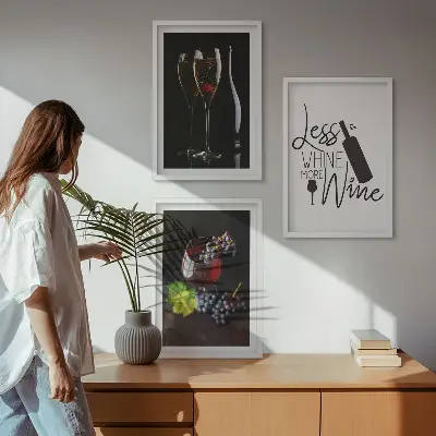Wanddecoratie set schilderijen met wijnglazen, druiven en opschrift