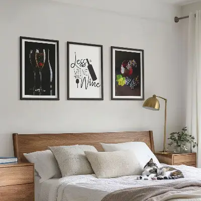 Wanddecoratie set schilderijen met wijnglazen, druiven en opschrift