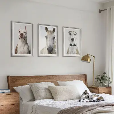 Wanddecoratie set schilderijen Elegante portretten van honden en paarden.