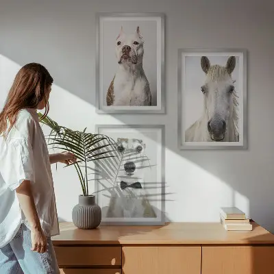 Wanddecoratie set schilderijen Elegante portretten van honden en paarden.