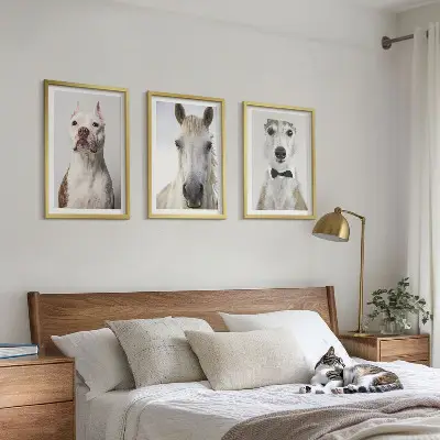 Wanddecoratie set schilderijen Elegante portretten van honden en paarden.