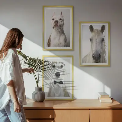 Wanddecoratie set schilderijen Elegante portretten van honden en paarden.