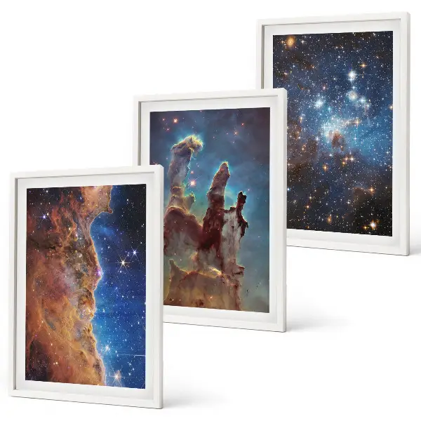 Set van schilderijen als wanddecoratie met ruimtelandschappen van sterrenstelsels