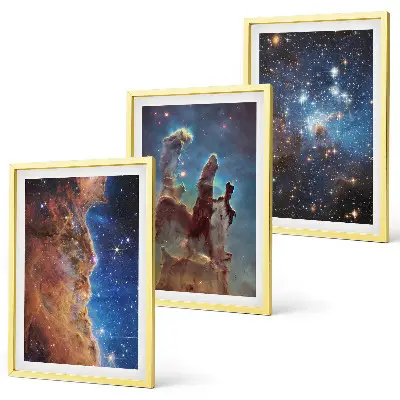 Set van schilderijen als wanddecoratie met ruimtelandschappen van sterrenstelsels