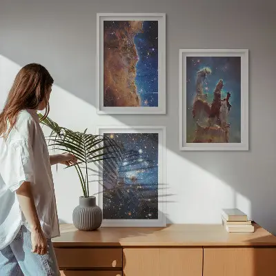 Set van schilderijen als wanddecoratie met ruimtelandschappen van sterrenstelsels