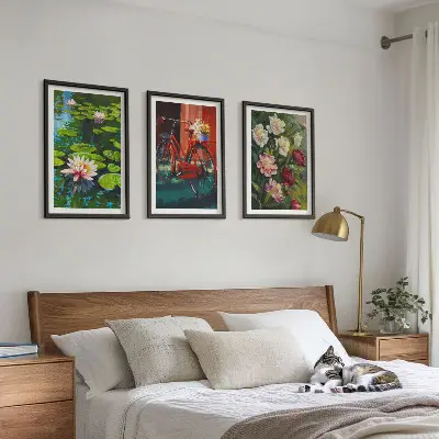 Wanddecoratie set schilderijen Lelies in de tuin met kleurrijke bloemen