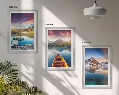 Wanddecoratieset schilderijen met meren, bergen en een boot in vrede thema