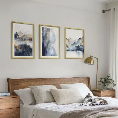 Wanddecoratieset schilderijen met blauwe en grijze berglandschappen
