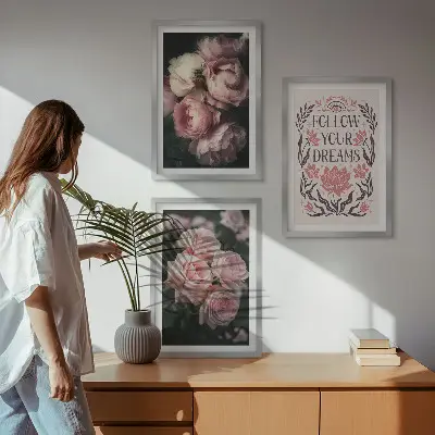 Fotowand met vintage rozen en dromen inscriptie