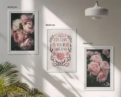 Fotowand met vintage rozen en dromen inscriptie