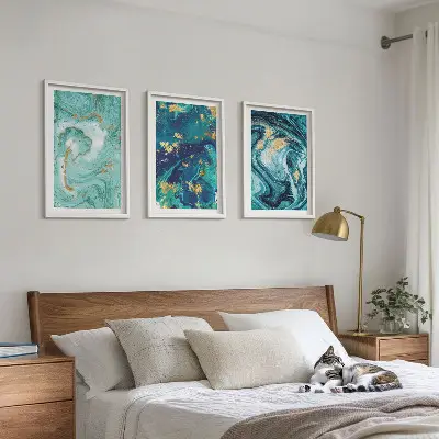 Set van schilderijen als wanddecoratie met abstracte verf in turquoise
