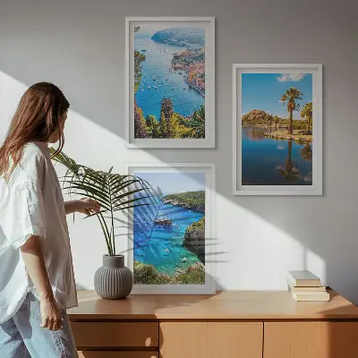 Wanddecoratie set schilderijen met afbeelding van palmen aan de blauwe kust