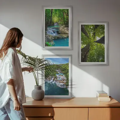 Wanddecoratieset schilderijen met afbeelding van watervallen in een groen bos