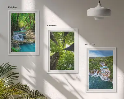 Wanddecoratieset schilderijen met afbeelding van watervallen in een groen bos