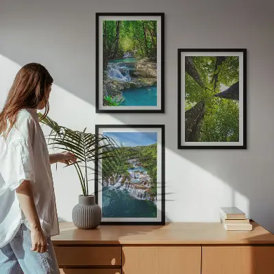 Wanddecoratieset schilderijen met afbeelding van watervallen in een groen bos