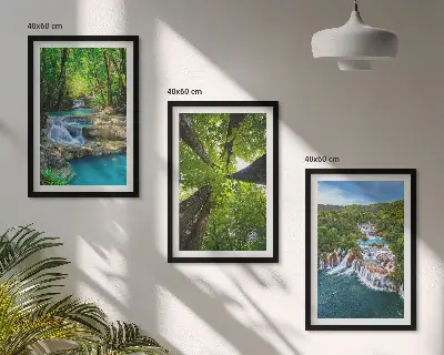 Wanddecoratieset schilderijen met afbeelding van watervallen in een groen bos