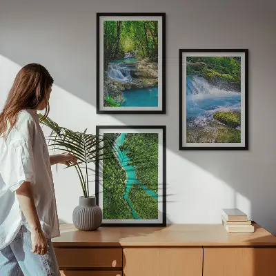 Wanddecoratieset schilderijen met afbeelding van groene bossen en kristalhelder water