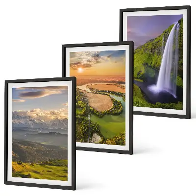 Set schilderijen voor aan de muur met afbeeldingen van bergrivieren, watervallen en natuur
