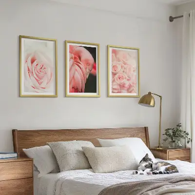 Wanddecoratieset schilderijen met zachte pastelkleurige rozen en flamingo's