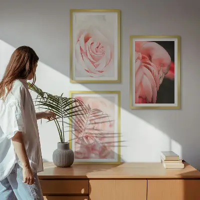 Wanddecoratieset schilderijen met zachte pastelkleurige rozen en flamingo's