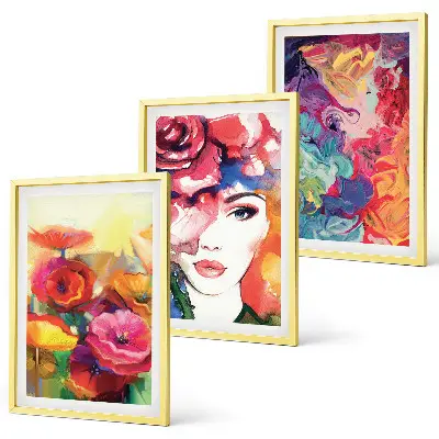 Wanddecoratieset met schilderijen intensieve bloemen en vrouwenportret