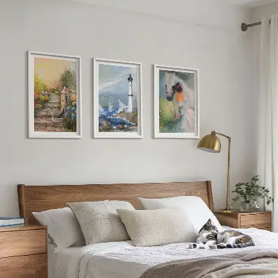 Wanddecoratieset schilderijen scène van een vuurtoren met een meisje en een paard