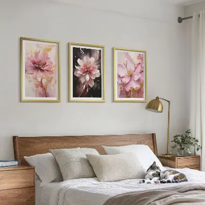Wanddecoratieset schilderijen bloemcomposities in roze en wit