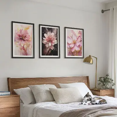 Wanddecoratieset schilderijen bloemcomposities in roze en wit