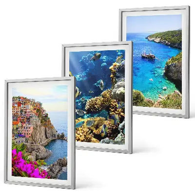 Set wanddecoratie met schilderijen kustlandschap met kleurrijke huizen