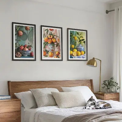 Wanddecoratieset met schilderijen met afbeeldingen van granaatappels, perziken en citroenen