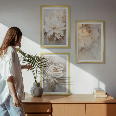 Fotowand met abstracte bloemen op een lichte achtergrond