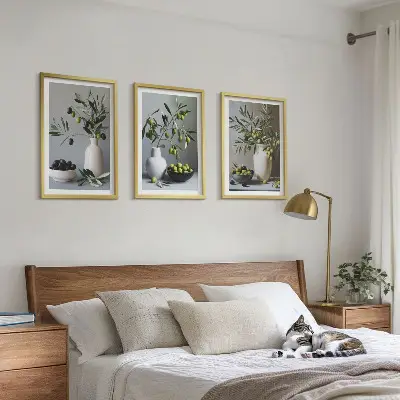 Wanddecoratieset schilderijen olijven in vazen in ingetogen kleurtinten