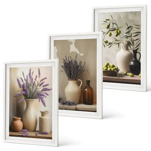 Fotowand met bloemen in olijfkleurige vazen