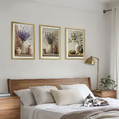 Fotowand met lavendel, olijven en servies